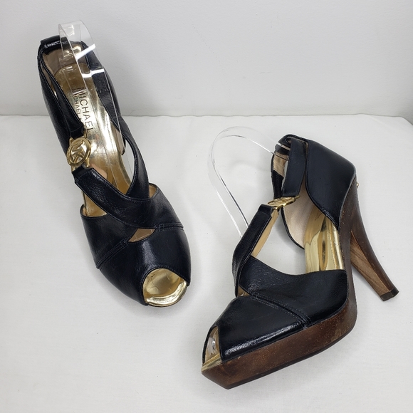 Reposhing -Michael Kors 8 Peep Toe Sling Back Wooden/Black Leather Heels - Picture 2 of 13